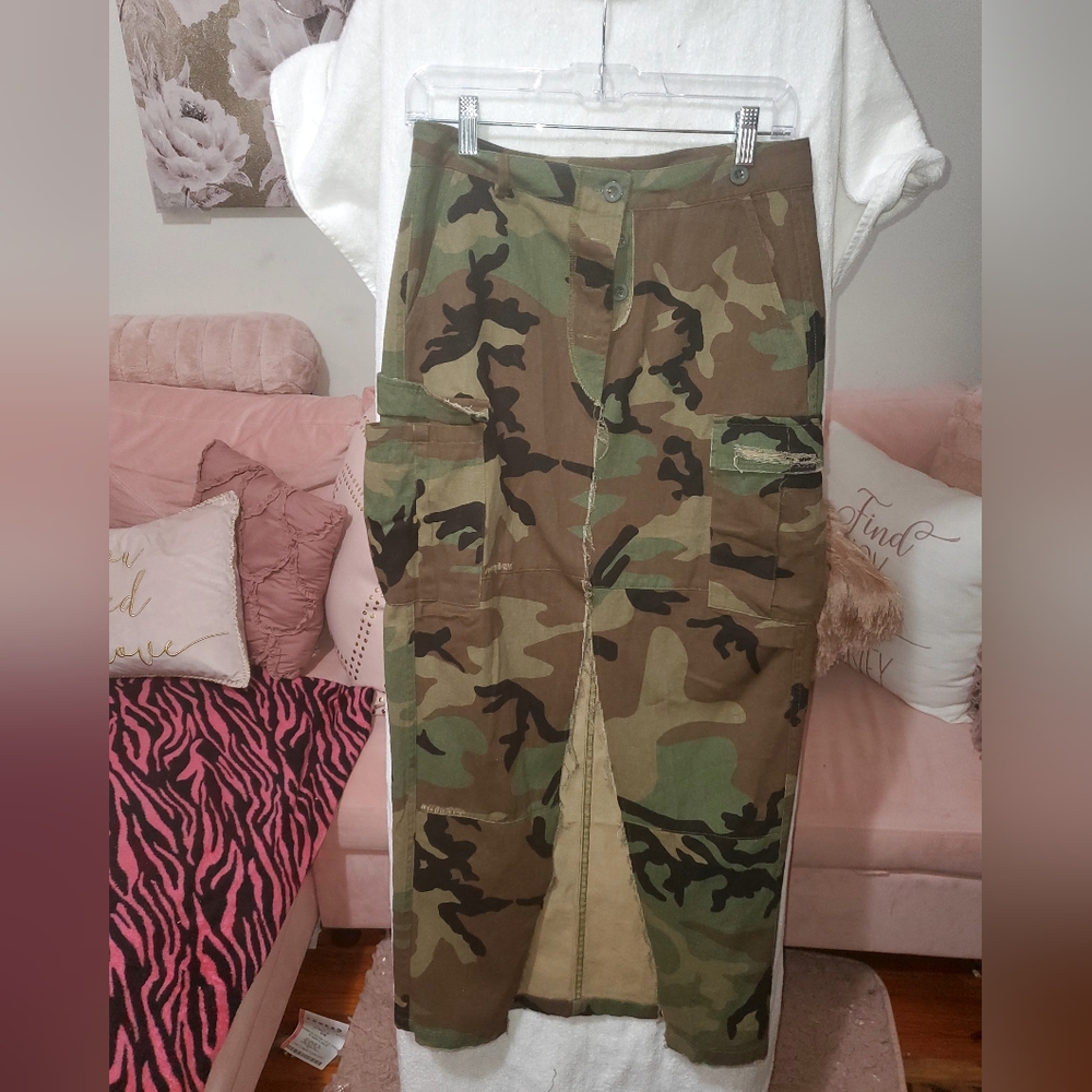 Camo long skirt